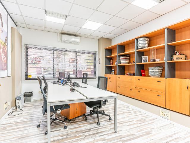 Alquiler de oficinas 100% equipadas en Calle López de Aranda. 35