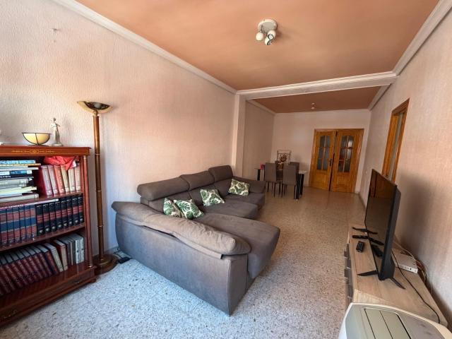 Alquiler de pìso calle Ubeda