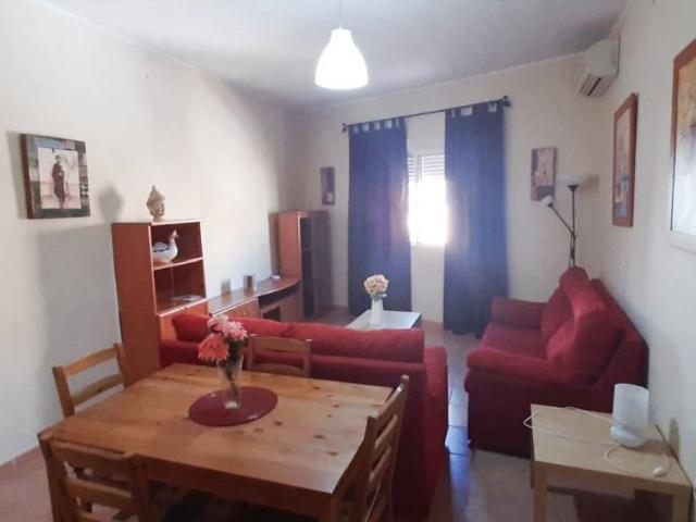Alquiler de piso de 2 habitaciones en Málaga Capital, Campanillas