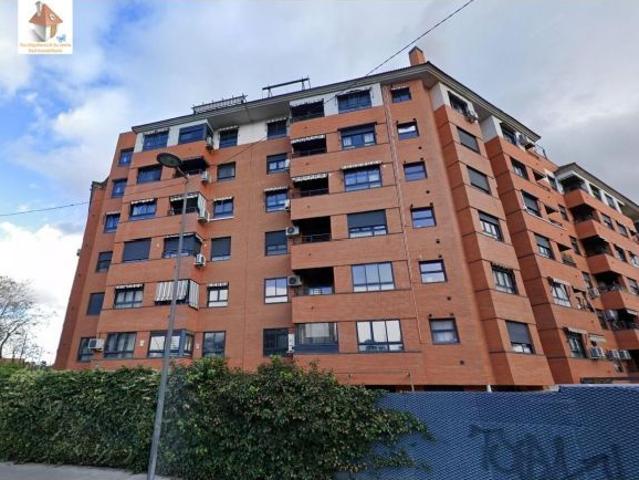 ALQUILER DE PISO DE 4 DORMITORIOS EN ZONA ESTACION VALDEMORO
