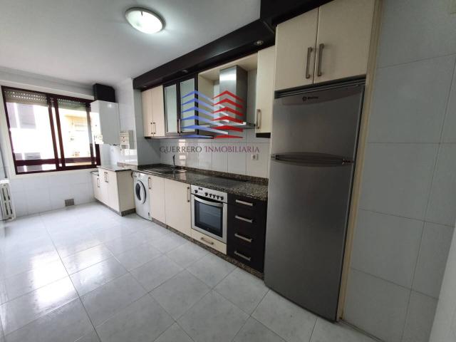 ALQUILER DE PISO EXTERIOR SIN AMUEBLAR EN CALLE RÍO SIL, ZONA VEINTIÚN – OURENSE | 650 €/MES, COMUNIDAD INCLUIDA