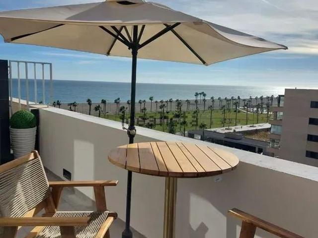 Alquiler de piso en Avenida Ciudad de Cádiz, 9