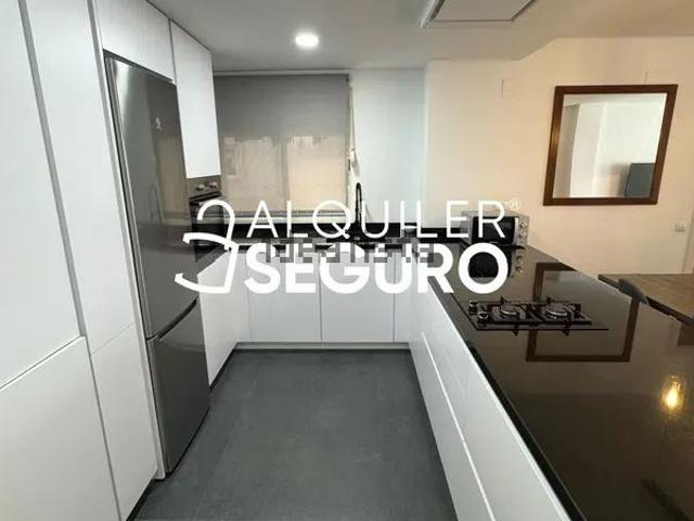 Alquiler de piso en Avenida Ingeniero José María Garnica