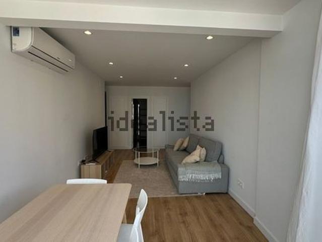 Alquiler de piso en Alameda de Colón, 34
