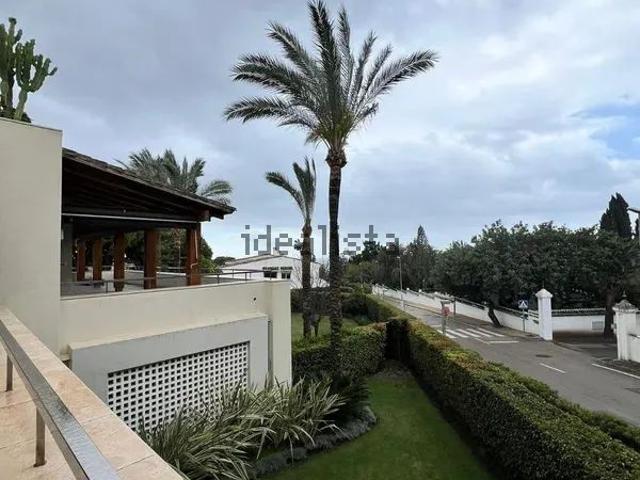 Alquiler de piso en Calle Montemedio, 7