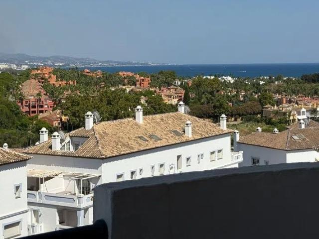Alquiler de piso en Calle de las Adelfas, 5