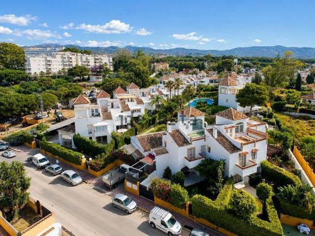 Alquiler de piso en Calle Frankfurt