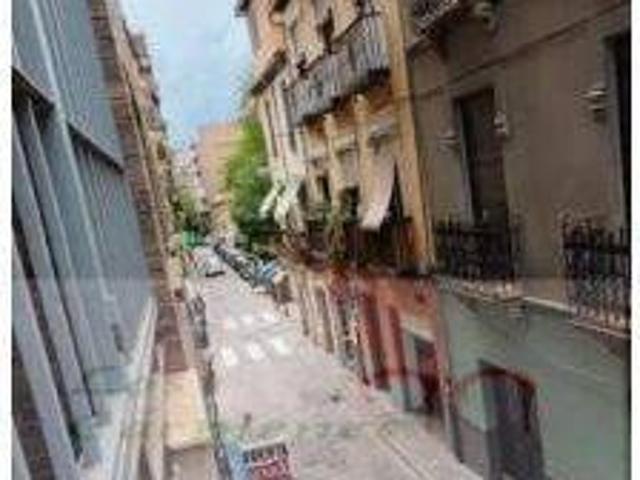 Alquiler de piso en el centro de Granada a 2 minutos de Puerta Real
