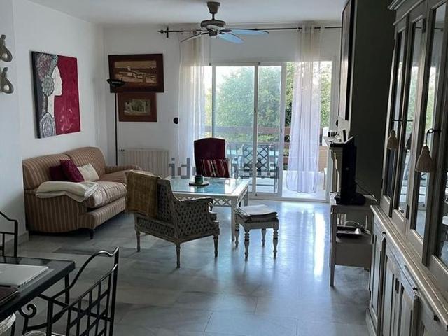 Alquiler de piso en Guadalmina Baja