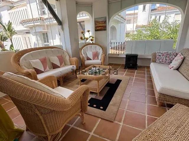 Alquiler de piso en Urbanización Los Naranjos de Marbella