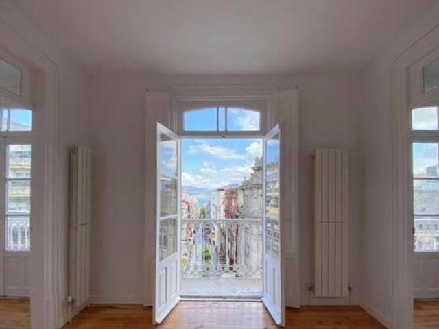 Alquiler de piso en Zona Praza España Casablanca Vigo