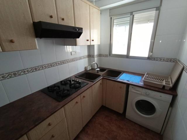 Alquiler de piso interior de 3 habitaciones en Nou Moles, València Capital MANDAR WATSAP