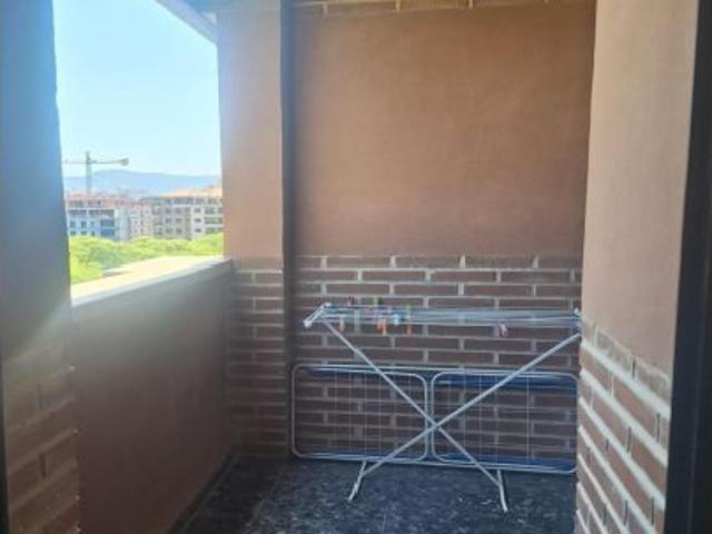 Alquiler de piso para estudiantes en Santa María De Gracia junto a instituto Miguel de Cervantes