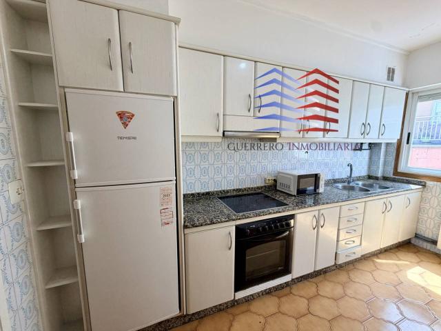 ALQUILER DE PISO PARA ESTUDIANTES EN RÚA ANTONIO PUGA – ZONA O COUTO | 850 €/MES COMUNIDAD Y CALEFACCIÓN INCLUIDA