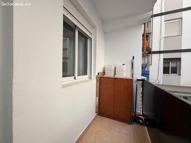 Alquiler de Piso Reformado 3 Habitaciones Dobles en Monteolivet