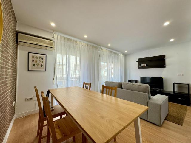 Alquiler de Piso 2 Dormitorios Muebles Junto a Arena Roig