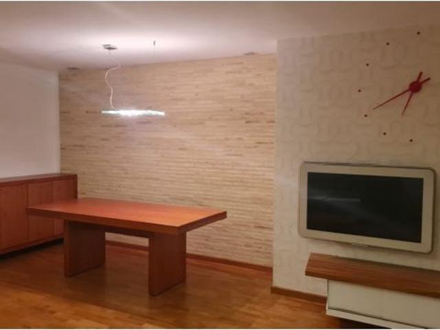 Alquiler de Piso 2 Dormitorios Zona Mestalla Metro Aragon con Balcón