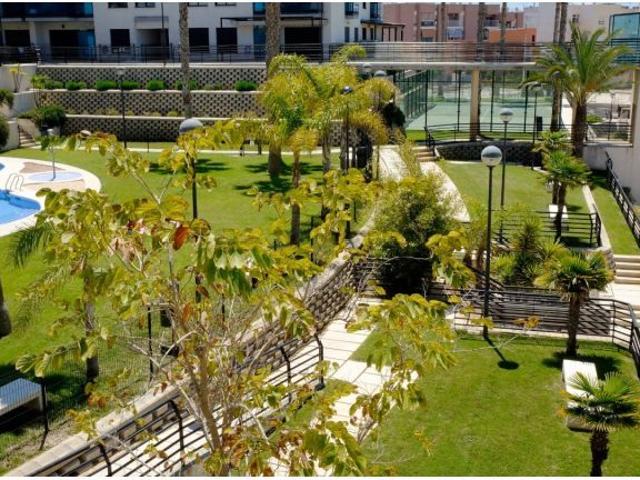 ALQUILER DE SEPTIEMBRE A JUNIO APARTAMENTO EN SANTA POLA EN URBANIZACIÓN DE LUJO