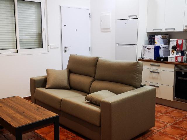 ALQUILER ESTUDIO EN EL BARRIO DEL CARMEN