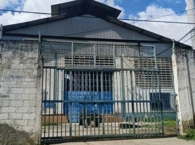 Alquiler Galpón industrial 800 M2 La Victoria $850 mensual PFMP