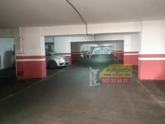 Alquiler Garajes/Estacionamento Cáceres Cáceres DS84626796