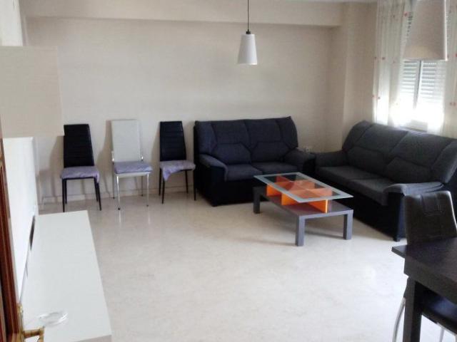 Alquiler Habitación en Avda. Andalucía, Jaén