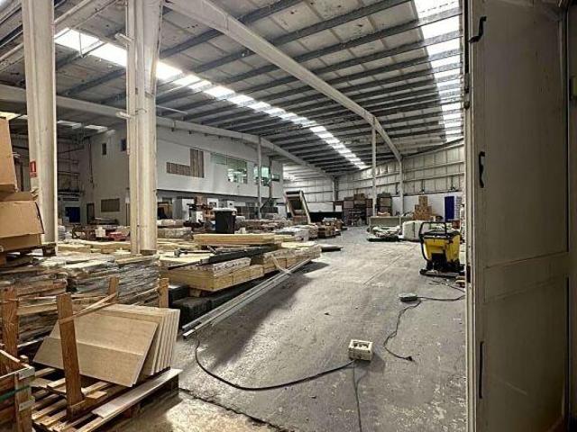 Alquiler Industrial Corrales De Buelna, Los Cantabria DS74520640