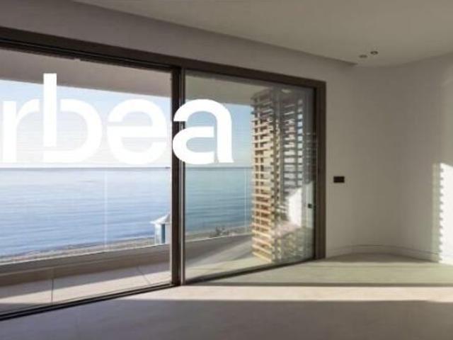 ALQUILER LIMONAR! TRIPLEX DE OBRA NUEVA CON VISTA AL MAR CON PLAZA DE GARAJE