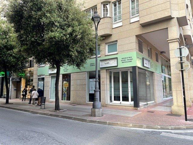 ALQUILER LOCAL ZONA CENTRO