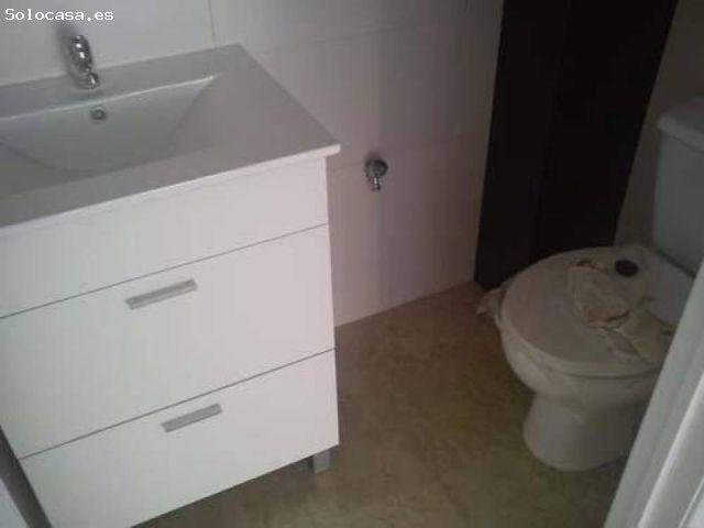 ALQUILER LOCAL ZONA EL LAGAR, CLIMATIZADO, GRAN ESCAPARATE, IDEAL PARA CUALQUIER TIPO DE NEGOCIOS