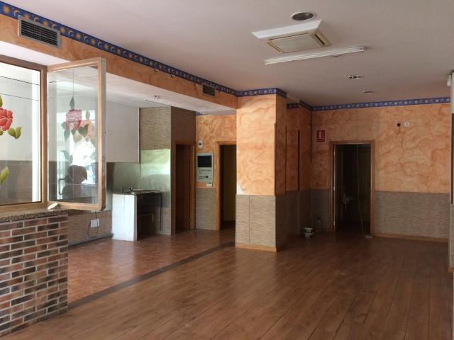 ALQUILER LOCAL COMERCIAL