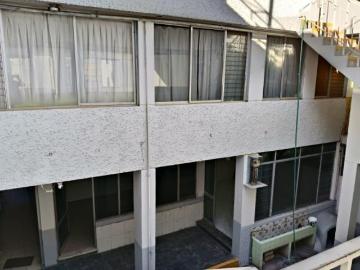 ALQUILER LOCAL DE 3 PISOS CERCA A LA AV. GOYENECHE – MIRAFLORES