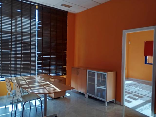 ALQUILER LOCAL EL PORTIL