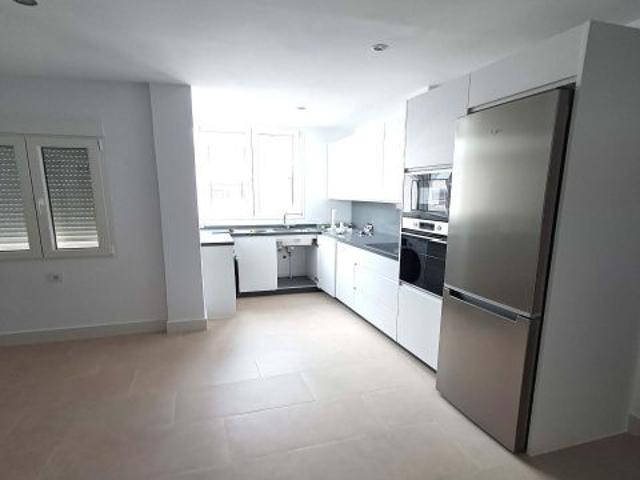 ALQUILER MONTIJO, APARTAMENTO 2 HABITACIONES, SIN AMUEBLAR, CLIMATIZADO, NUEVO A ESTRENAR