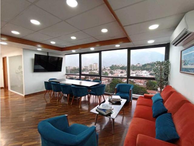 Alquiler o Coworking Oficina de 140 M2, Macaracuay