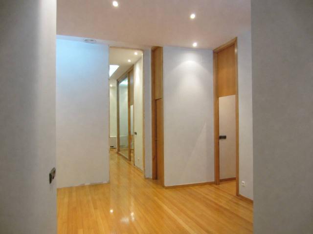 ALQUILER OFICINA EN EL CORAZON DE SANTIAGO