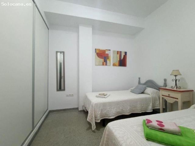 ¡ALQUILER PARA ESTUDIANTES! 3 HABITACIONES Y 2 BAÑOS, CARLOS HAYA