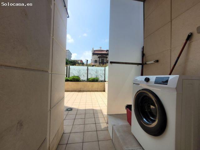 ALQUILER PARA FIJO DE UN BAJO CON TERRAZA EN ASTILLERO CON GARAJE CERRADO