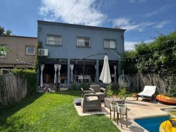 Alquiler Permanente casa bella vista 5 ambientes con pileta y jardín