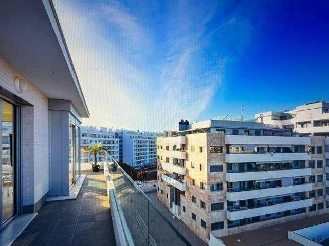 Alquiler piso amueblado terraza Nueva andalucía