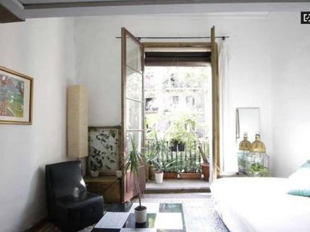 Alquiler piso amueblado terraza Barcelona