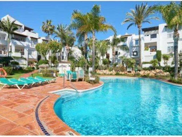 Alquiler piso amueblado trastero Estepona pueblo