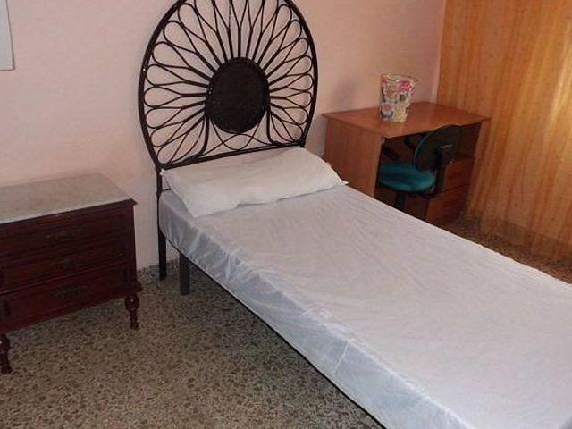 Alquiler piso amueblado Vidal barrio blanco