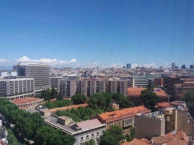 Alquiler piso amueblado ascensor Moncloa aravaca