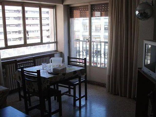 Alquiler piso ascensor Vidal barrio blanco