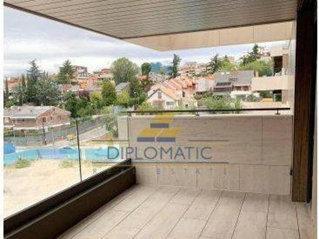 Alquiler piso ascensor y piscina Fuencarral