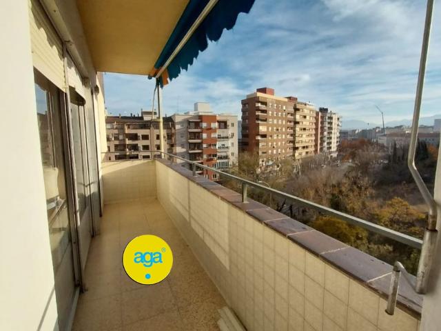 Alquiler Piso en Avda. Andalucía, Jaén