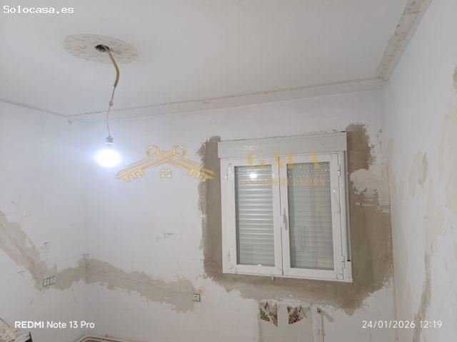 ALQUILER PISO ESTUDIANTES 3 HABITACIONES ZONA CRUZ CAIDOS