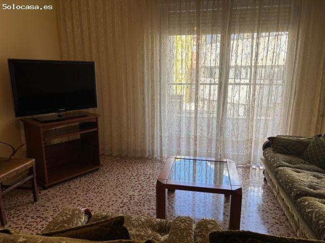 ALQUILER PISO JUNTO CALLE MARÍA AUXILIUADORA
