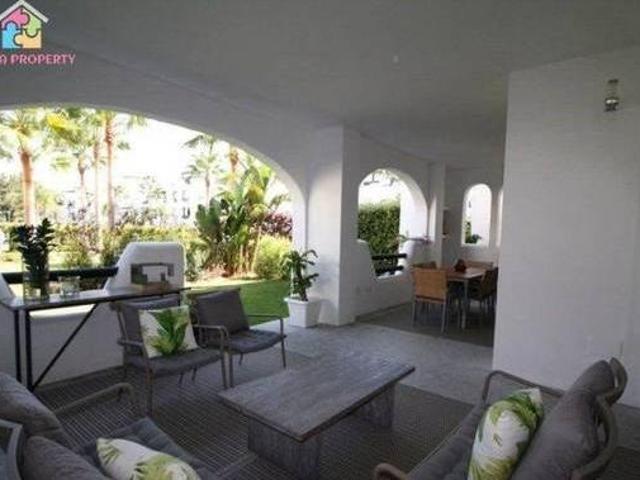 Alquiler piso piscina y terraza Sotogrande